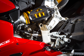 Illustration for article titled The Basics: Modern Motorcycle Suspension